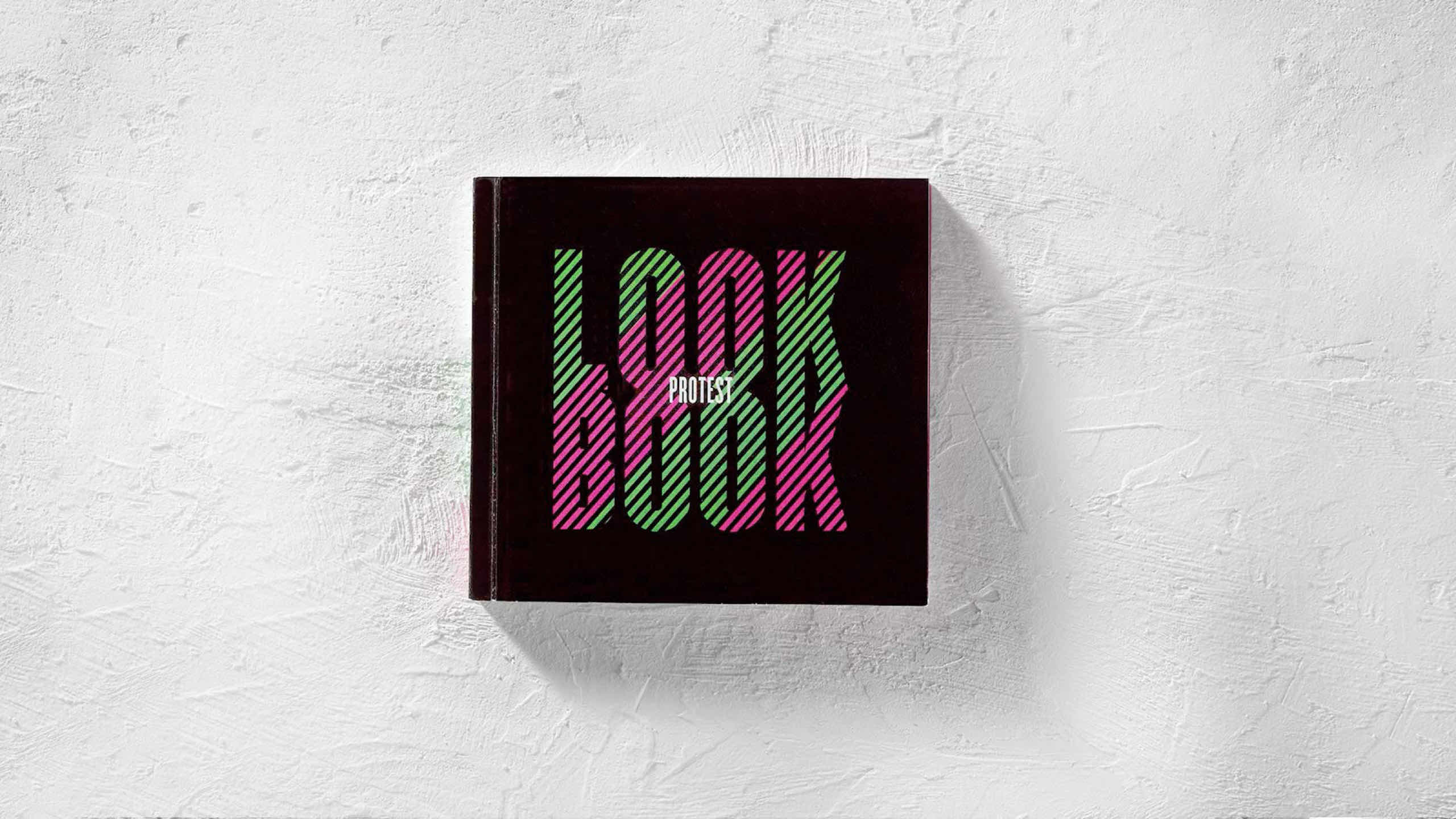 <span><span>Mockup de la portada de un libro para la marca MEGASPORT. Dise&ntilde;ado por el estudio esiete de branding y comunicaci&oacute;n.</span></span>